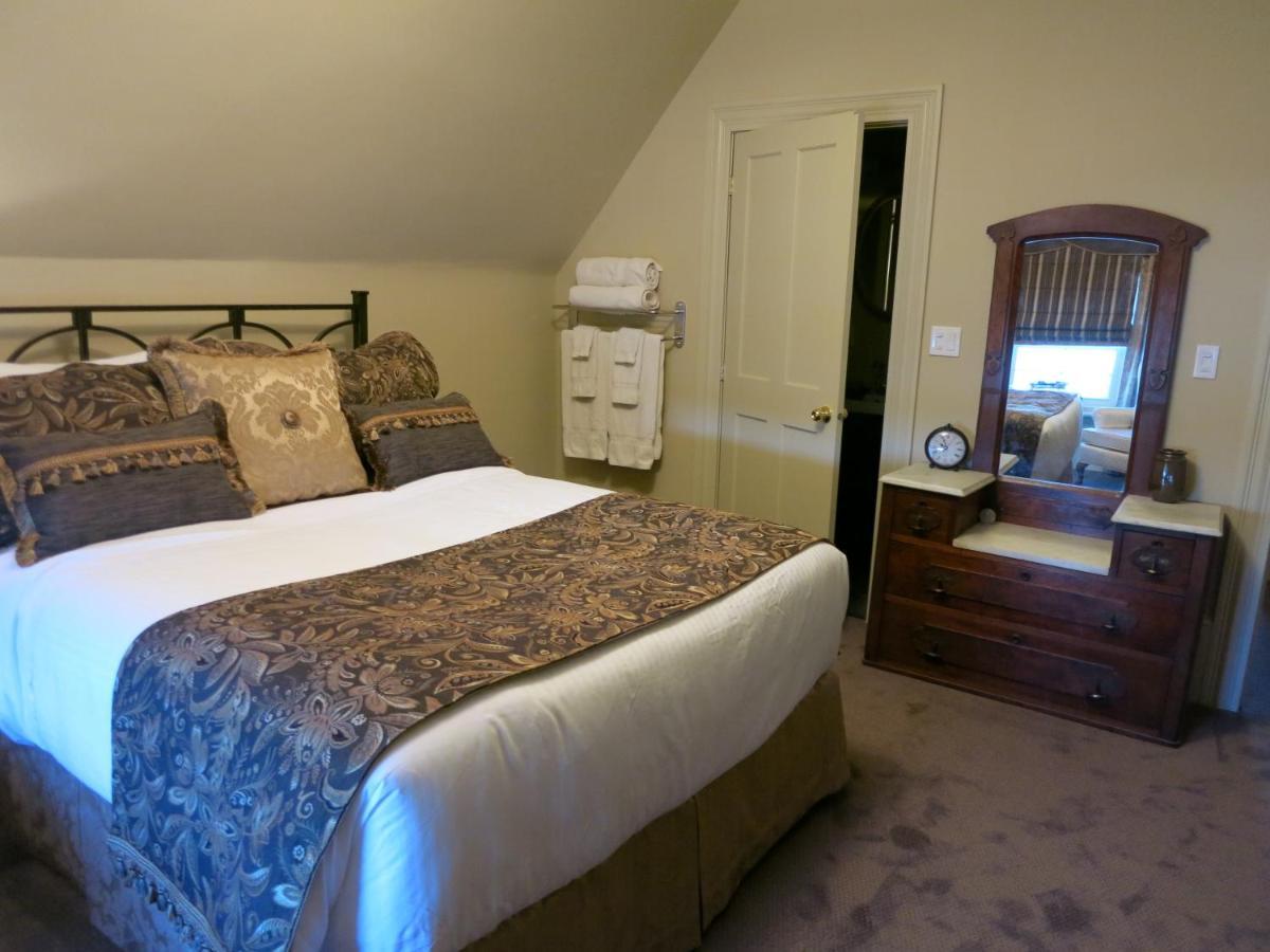 The Woodview Inn Gananoque Exteriér fotografie