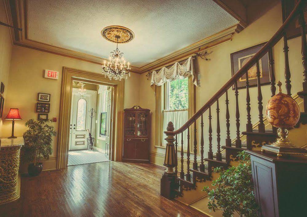 The Woodview Inn Gananoque Exteriér fotografie